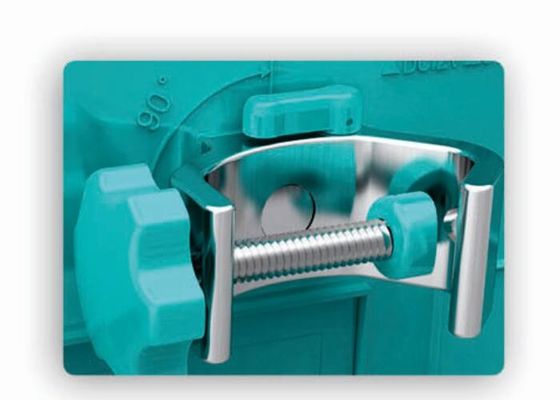 Kẹp cực xoay 90 ° Có sẵn Bơm truyền dịch y tế với 0,1 ~ 1200 ml / h Chế độ vi mô 0,1-99,9ml / giờ